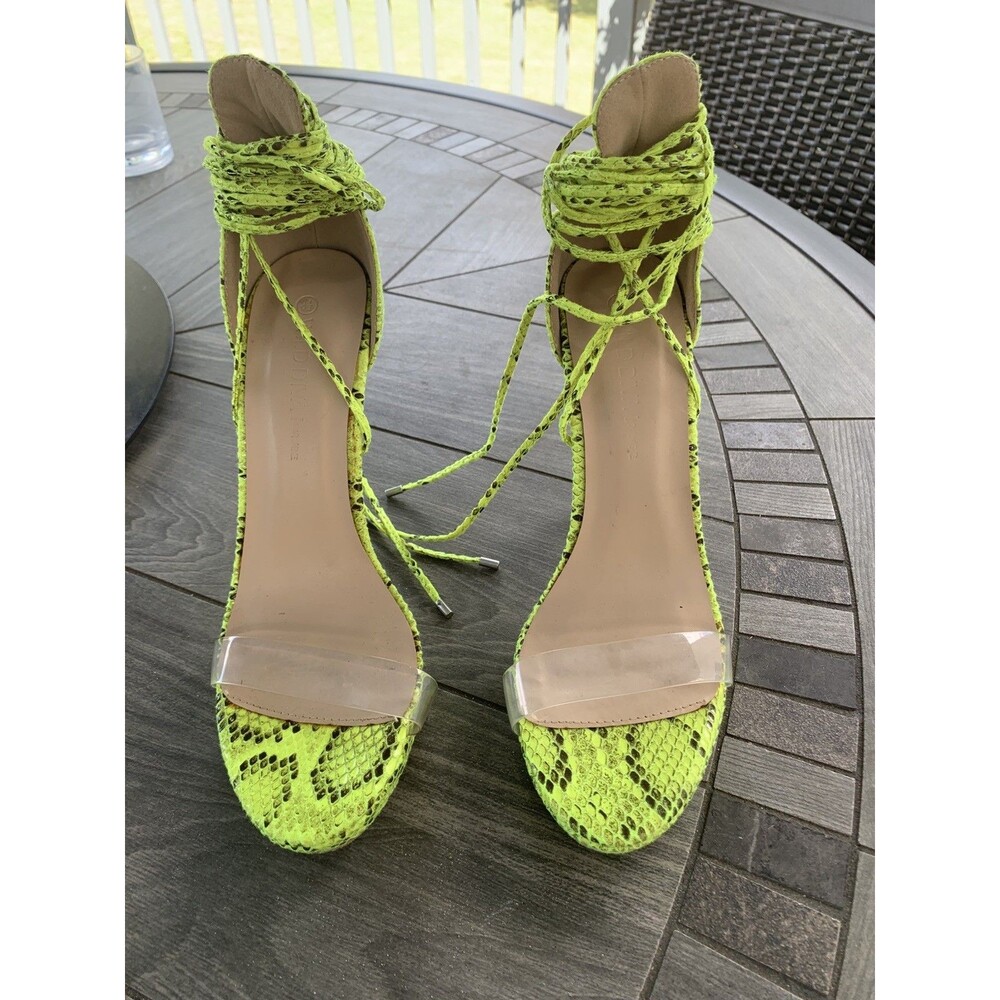 Wild Diva Lounge Tie High Heel Sandals Lime Green Snake Skin Size 8.5